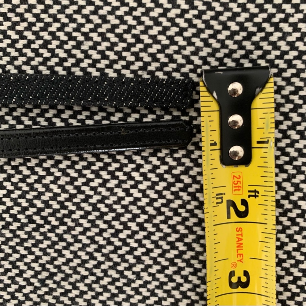 Authentic Gucci Belt - Picture 13 of 14
